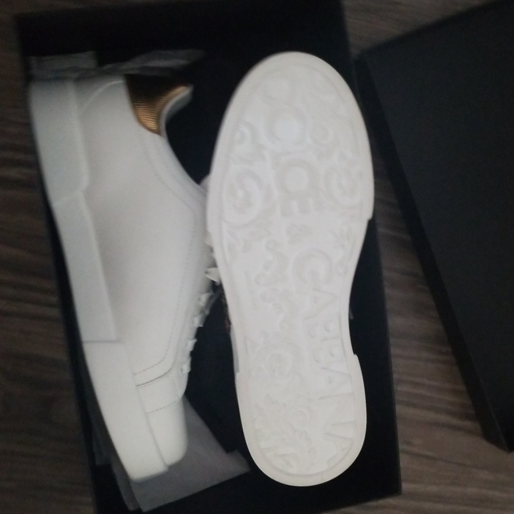 Sneakers - Picture 2 of 2